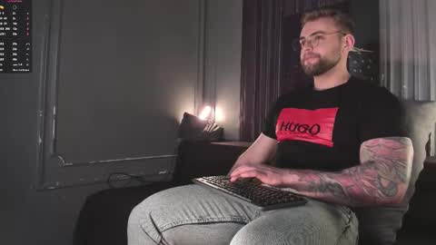 Wayne online show from October 25, 4:53 am