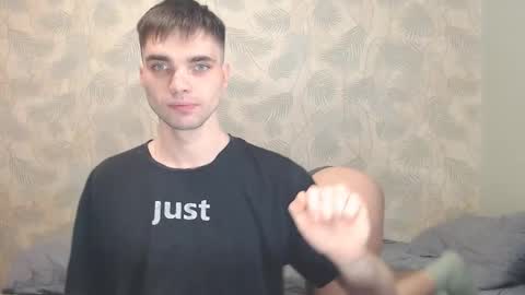 Lia and Artur online show from December 5, 6:37 pm