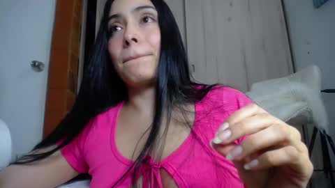 we_we77 online show from September 30, 9:31 pm