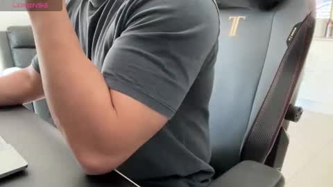 Weapon X online show from September 21, 11:50 pm