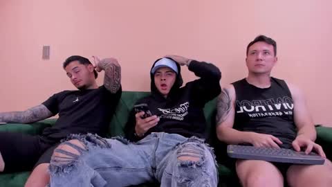 Jhonny Dick  his neighbors. online show from January 15, 1:52 pm