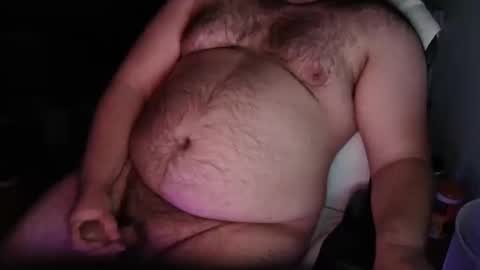 Snapshot of webarebuttbears chatting on September 29, 6:07 am webarebuttbears online show from September 29, 6:07 am