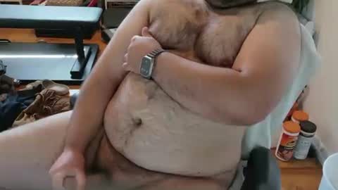 Snapshot of webarebuttbears chatting on October 6, 6:49 pm webarebuttbears online show from October 6, 6:49 pm