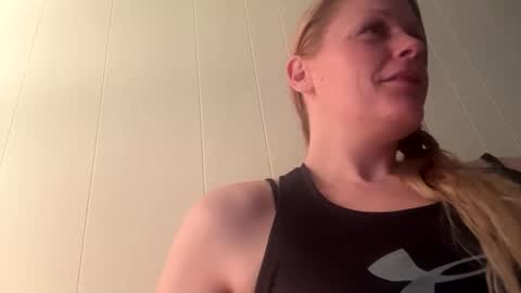 HayleyJay online show from May 28, 6:05 pm