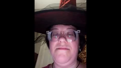 Marina online show from October 31, 11:06 pm