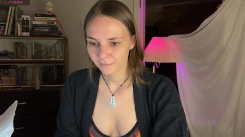 Snapshot of weed_cookie chatting on December 14, 5:51 am Weed Cookie online show from December 14, 5:51 am