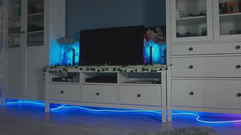 Snapshot of weed_princesss chatting on January 29, 3:26 pm  moon  online show from January 29, 3:26 pm