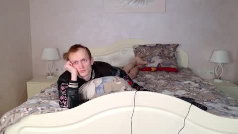 WeksaMur online show from February 25, 7:01 pm