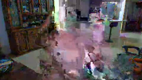 Wellhelloo online show from February 19, 7:32 pm