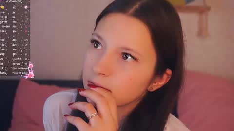 Snapshot of wendiesetters chatting on October 27, 7:18 pm Nora online show from October 27, 7:18 pm