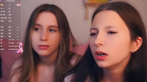 Snapshot of wendiesetters chatting on November 12, 7:24 pm Nora online show from November 12, 7:24 pm