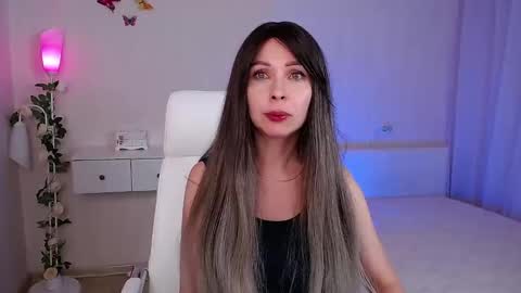 Snapshot of wendifoster chatting on March 6, 7:21 pm Wendi Foster online show from March 6, 7:21 pm