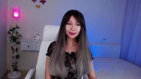 Snapshot of wendifoster chatting on December 15, 7:07 pm Wendi Foster online show from December 15, 7:07 pm