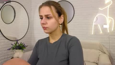 Snapshot of wendy__doll chatting on January 10, 9:16 pm Im Wendy online show from January 10, 9:16 pm