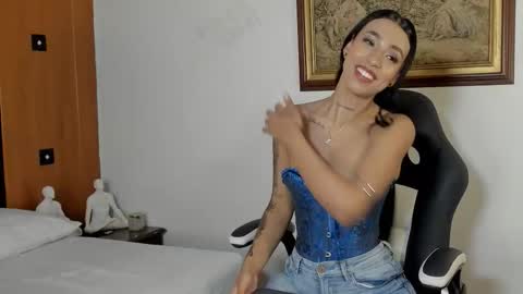 Wendy Marshall  online show from February 28, 5:58 pm