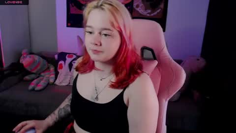 Snapshot of wendyycandy chatting on June 15, 3:14 pm wendyycandy online show from June 15, 3:14 pm