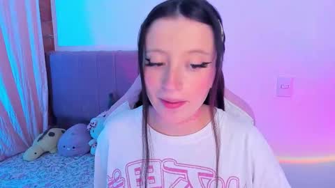 Wenstacie INDEPENDENT MODEL online show from October 2, 2:40 am