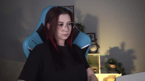 Snapshot of wesleegray chatting on January 28, 8:36 am little girl who is always rightLisa online show from January 28, 8:36 am