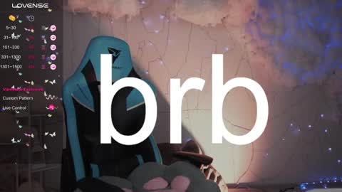 Snapshot of wesleegray chatting on March 11, 5:16 am little girl who is always rightLisa online show from March 11, 5:16 am