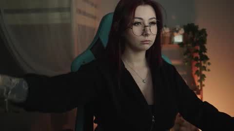 Snapshot of wesleegray chatting on September 22, 2:13 am little girl who is always rightLisa online show from September 22, 2:13 am