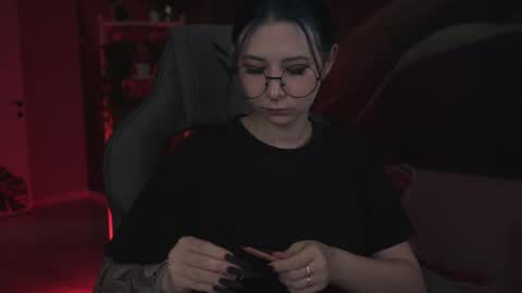 Snapshot of wesleegray chatting on October 14, 2:12 am little girl who is always rightLisa online show from October 14, 2:12 am