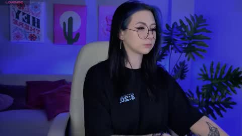 little girl who is always rightLisa online show from January 10, 1:29 am