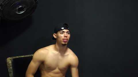 wesley_77 online show from March 22, 12:03 am