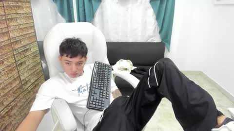 Wesley Boy online show from February 17, 6:25 pm