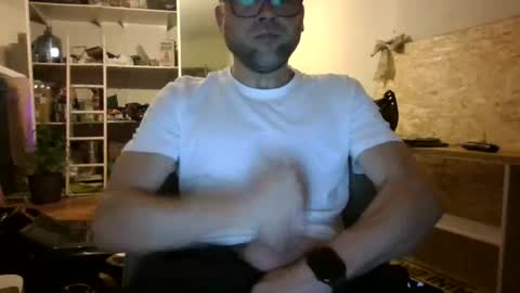 Snapshot of westengersobos chatting on June 18, 10:25 pm westengersobos online show from June 18, 10:25 pm