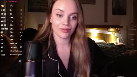 Lana online show from November 11, 8:53 pm