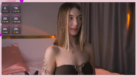 wet_land_ online show from May 30, 1:19 pm
