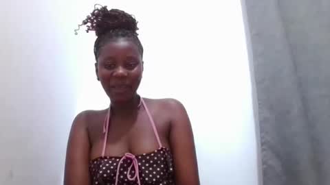 wet_pussieyy online show from March 13, 8:37 pm