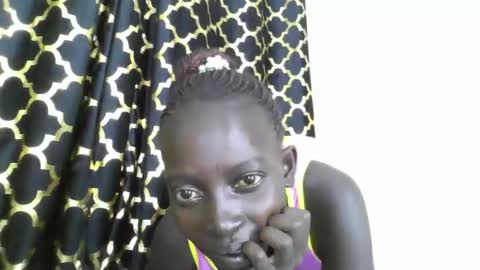 Snapshot of wet_pussy2025 chatting on November 4, 8:30 pm wet_pussy2025 online show from November 4, 8:30 pm