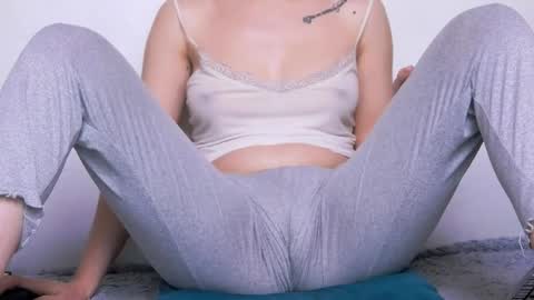 Snapshot of wetdream221 chatting on April 23, 5:08 am Beatrice Moan from LovenseWet from Tip MenuOpen for Private online show from April 23, 5:08 am