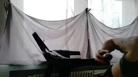 Snapshot of wetgerman2 chatting on February 2, 11:31 am Wetgerman online show from February 2, 11:31 am