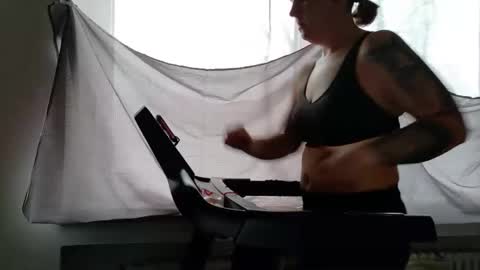 Snapshot of wetgerman2 chatting on February 11, 10:53 am Wetgerman online show from February 11, 10:53 am