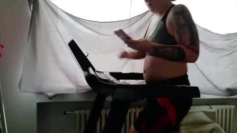 Snapshot of wetgerman2 chatting on February 21, 1:01 pm Wetgerman online show from February 21, 1:01 pm