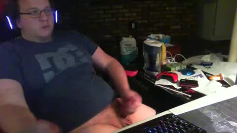 whateverdude555 online show from November 2, 11:12 am