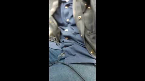 Snapshot of whatsupdudee123 chatting on April 2, 12:58 pm whatsupdudee123 online show from April 2, 12:58 pm