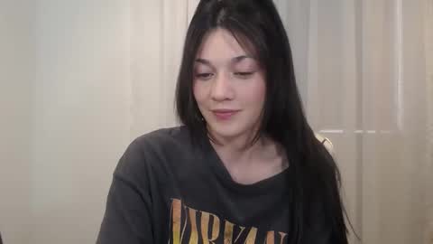 C A R O L  online show from January 22, 10:37 pm