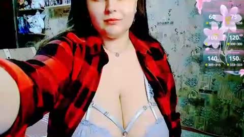 whisperinthedarkk online show from July 13, 8:33 pm