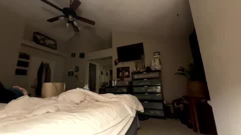 Whisper online show from November 2, 5:54 am