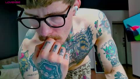 Max online show from January 10, 1:46 pm