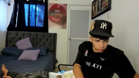 white online show from April 22, 5:36 pm