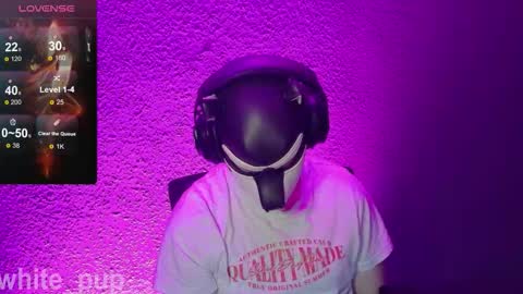 white_pup online show from March 1, 7:49 pm