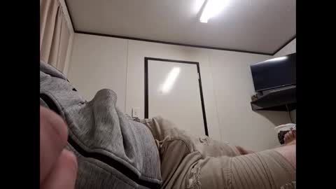 whiteboi9284 online show from October 9, 10:57 am