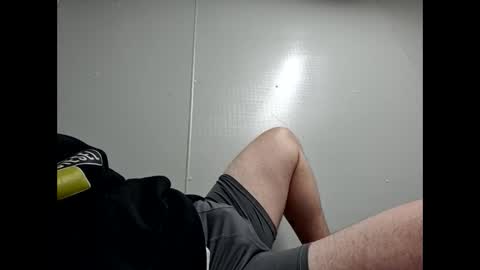 whiteboi9284 online show from November 6, 12:17 pm