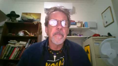 whiteboomer online show from April 10, 9:36 am