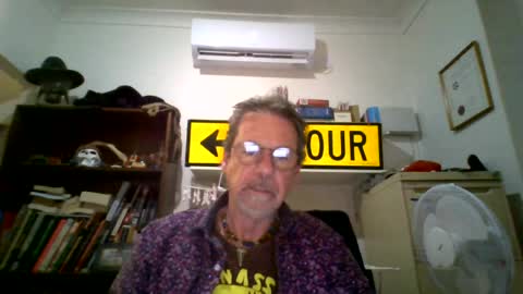 Snapshot of whiteboomer chatting on July 24, 8:23 am whiteboomer online show from July 24, 8:23 am