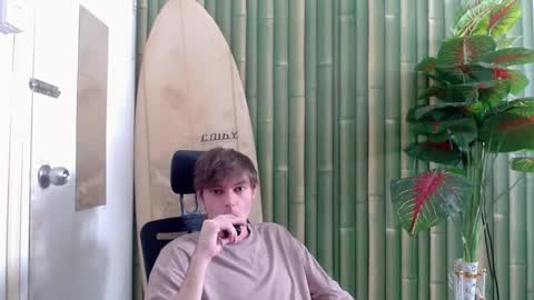 Snapshot of whiteboyinasia chatting on October 16, 5:52 am Christian online show from October 16, 5:52 am